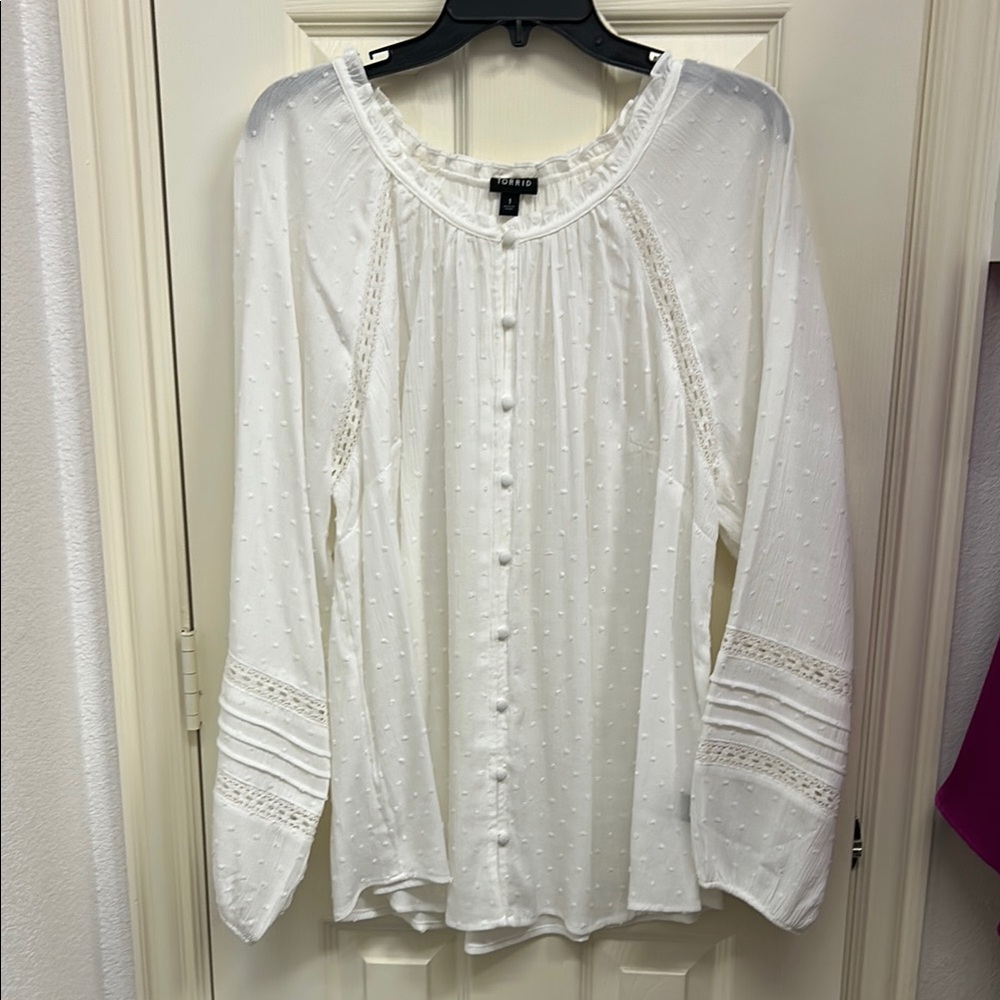 Torrid White Textured Blouse